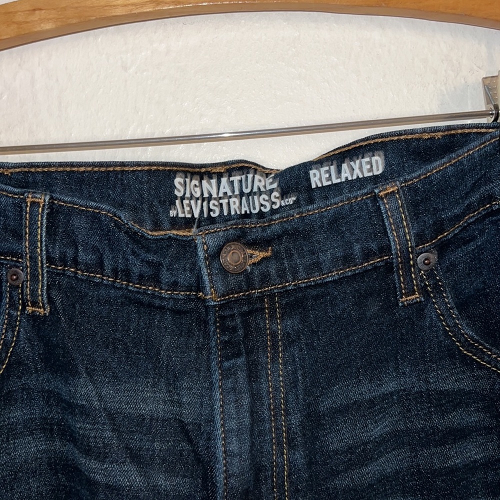 Mens Levi’s 40 signature jeans dark wash relaxed fit